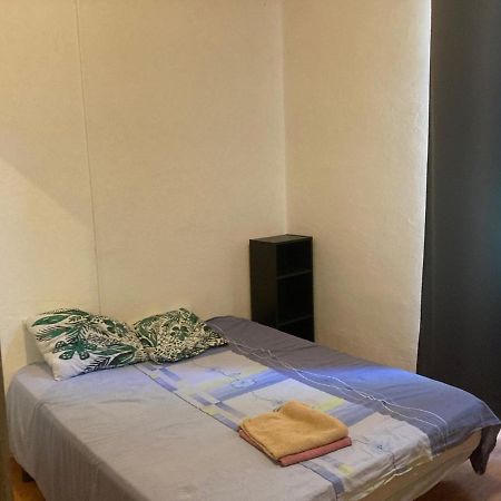Appartamento Feuillade Ancien Partage Nîmes Esterno foto