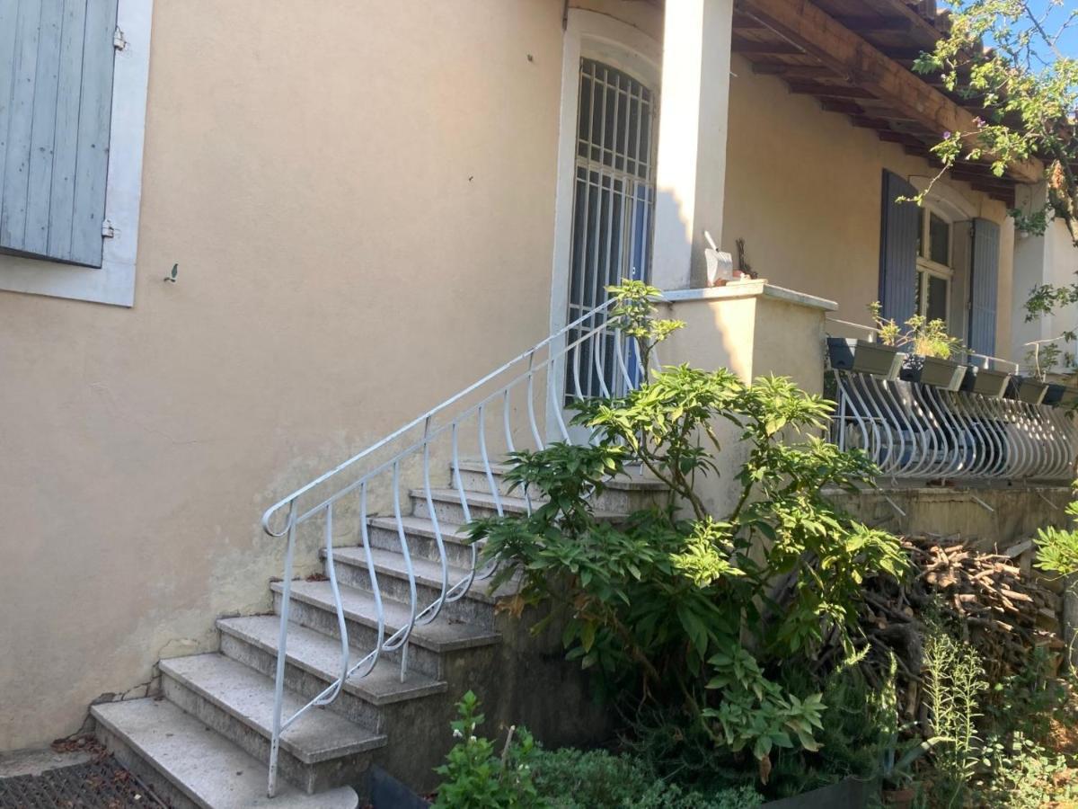 Appartamento Feuillade Ancien Partage Nîmes Esterno foto